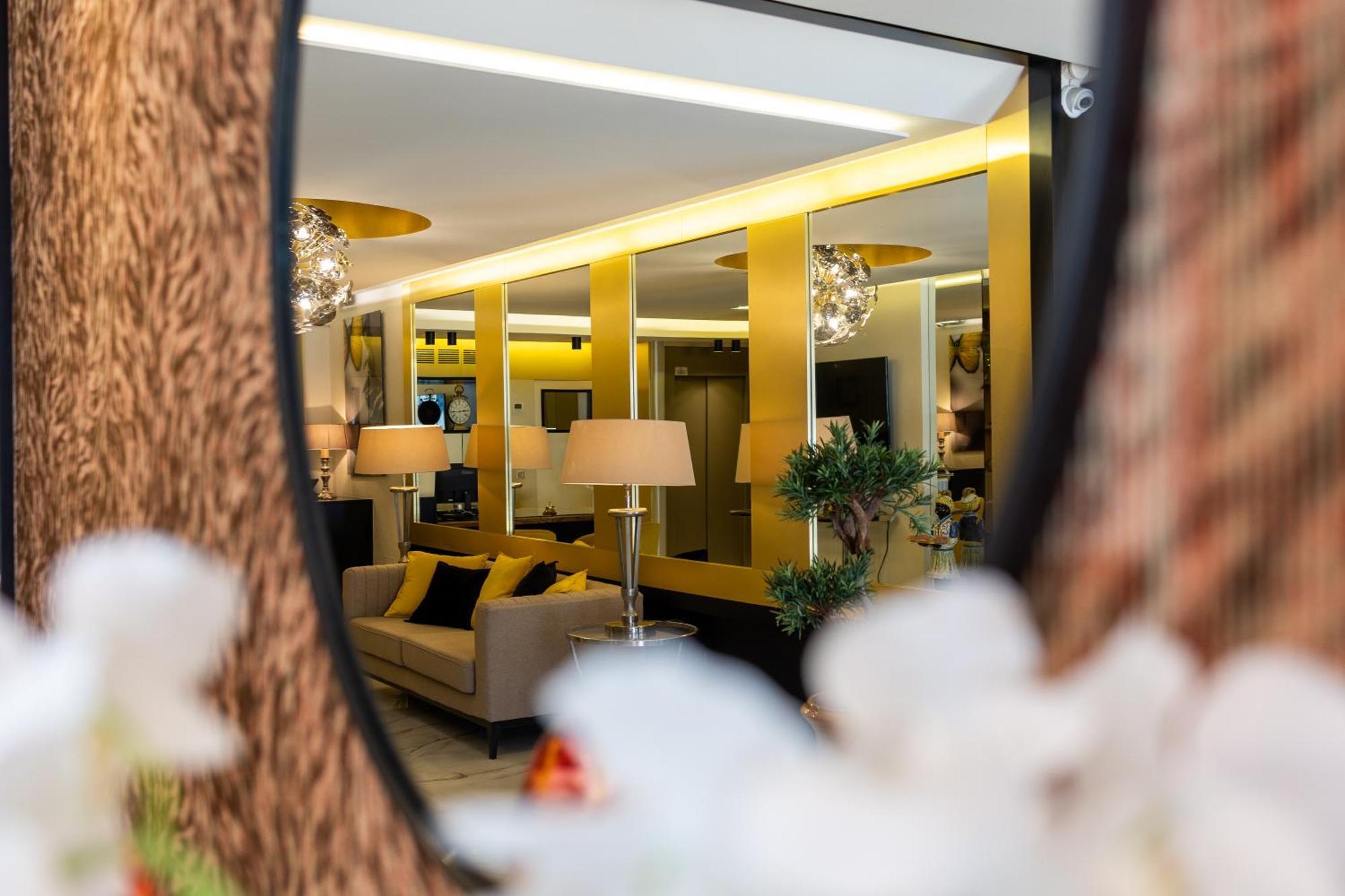 Hotel Le Fouquet'S Cannes Eksteriør billede